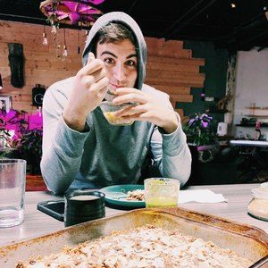 Meet your Posher, Brandon